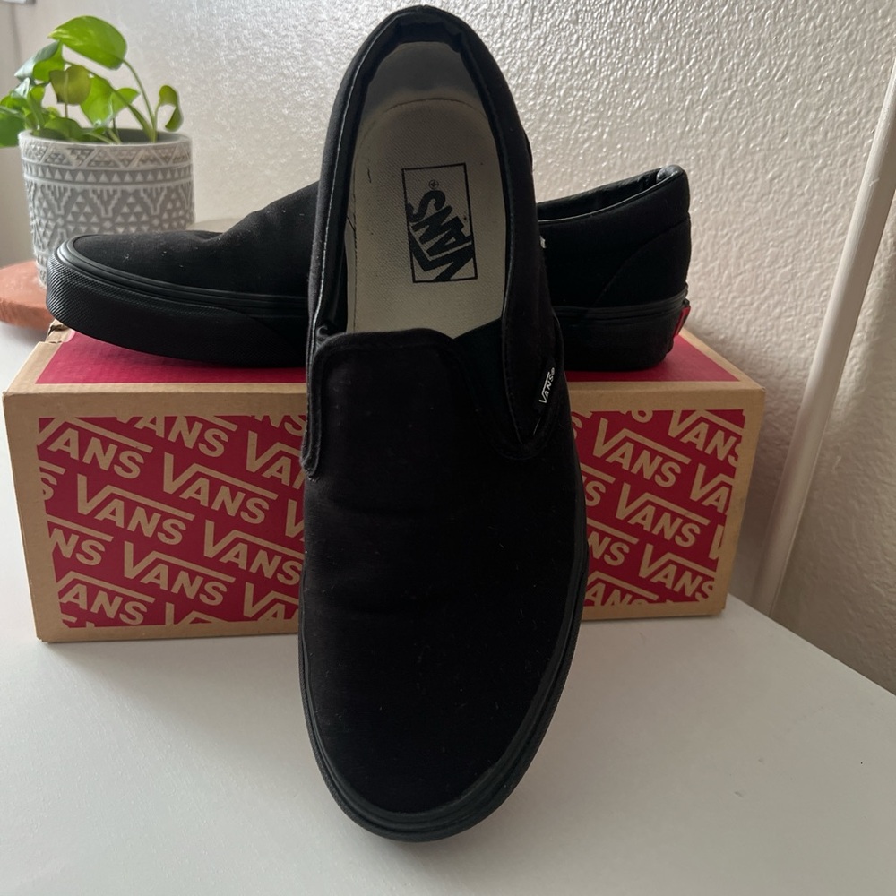 Vans Black Slip-On Loafers for Men - Picture 4 of 5